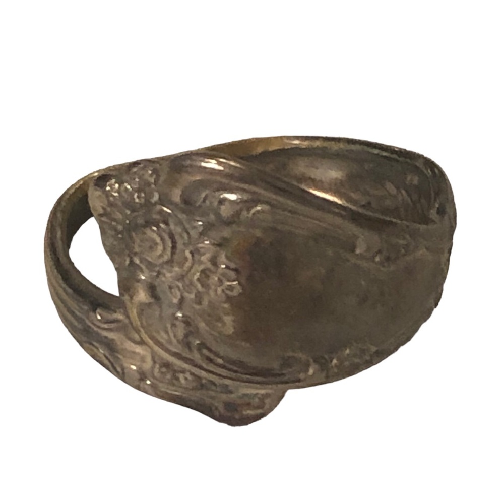 W.M. Rogers Silverware Ring size 7 - Picture 10 of 10
